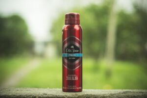 ワキガに香り付きデオドラントは逆効果になるのか？