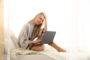 ワキガの原因は何？大人の女性が途中から悩む理由とは？